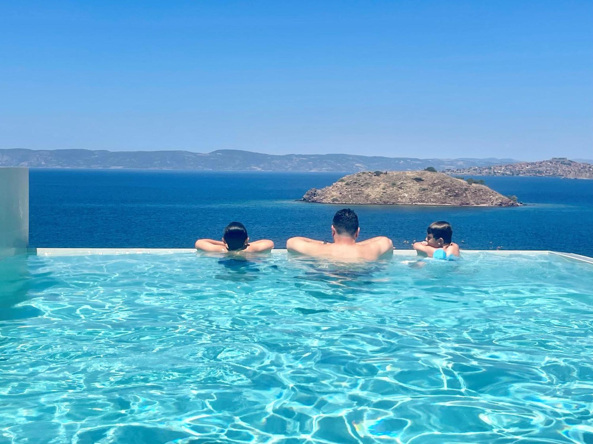 Eleia Seafront Rooms & Villas بترا المظهر الخارجي الصورة