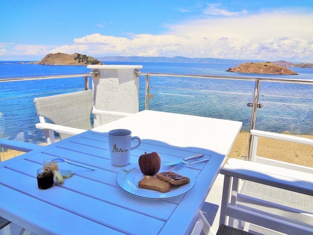 Eleia Seafront Rooms & Villas بترا المظهر الخارجي الصورة