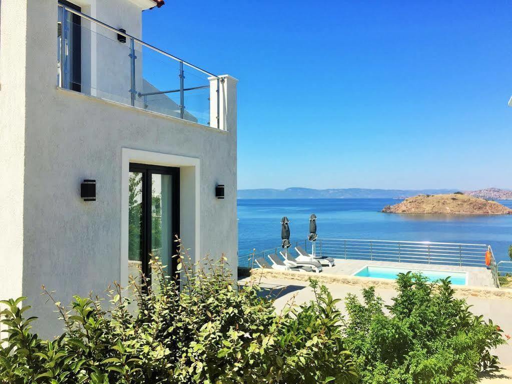 Eleia Seafront Rooms & Villas بترا المظهر الخارجي الصورة
